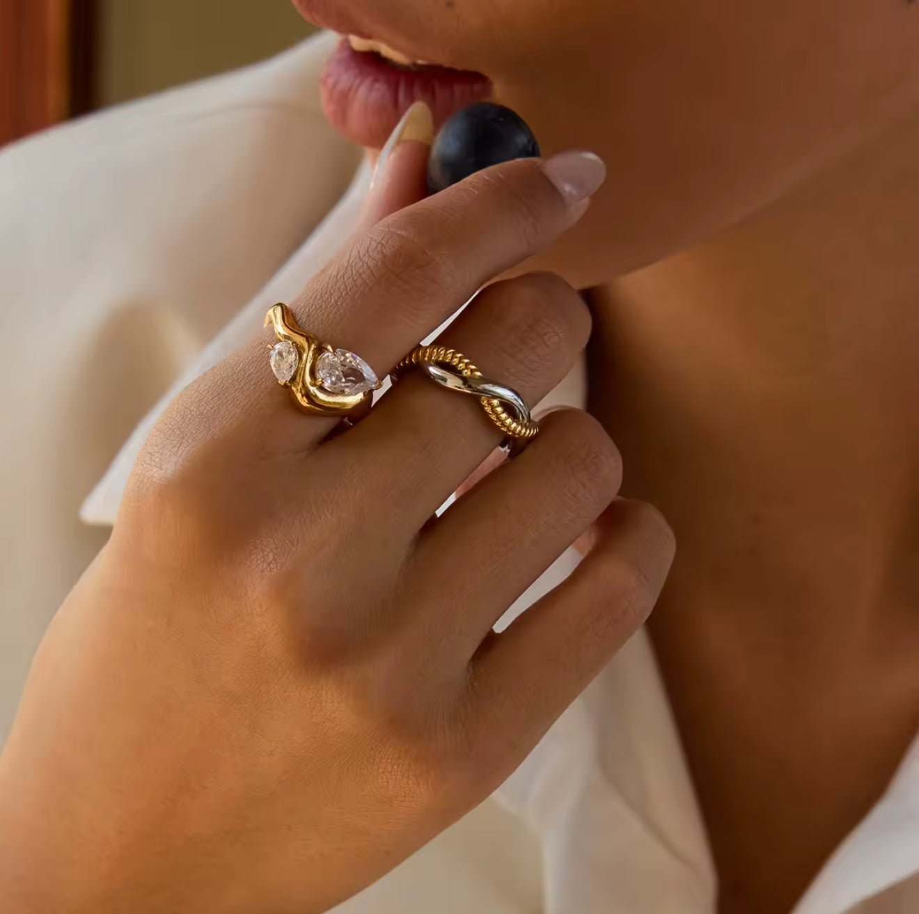 Anillo Noelia
