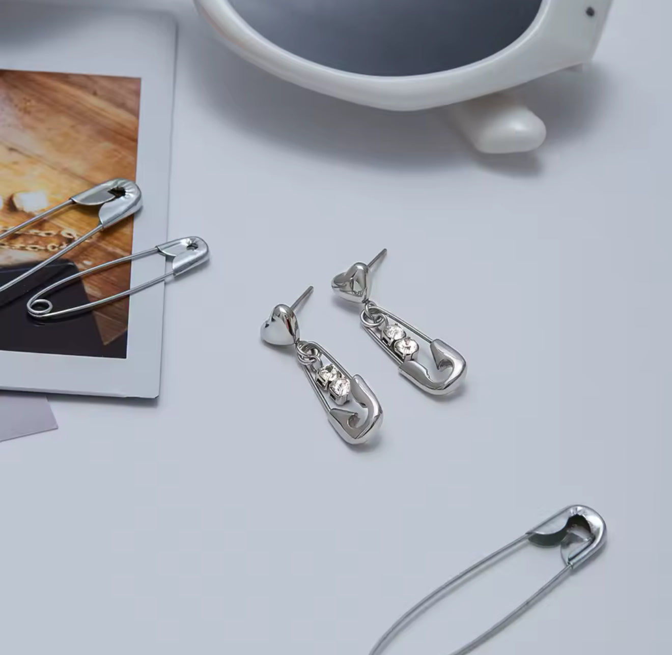 Aretes Heart Pin