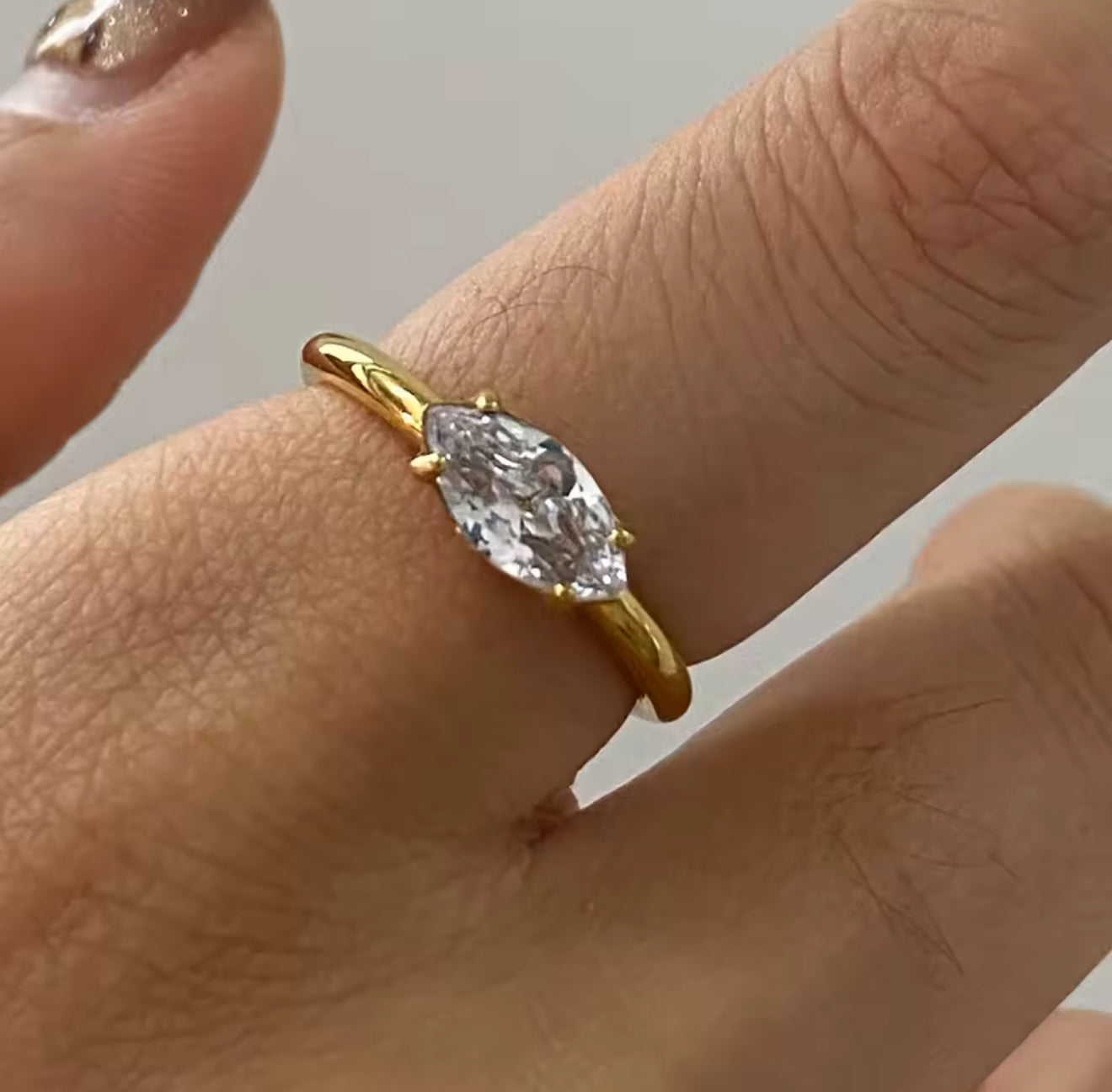 Anillo Alhena