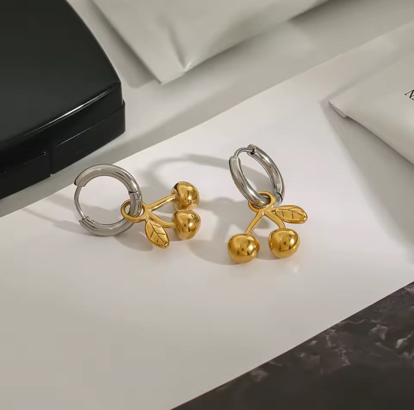 Aretes Cerezo