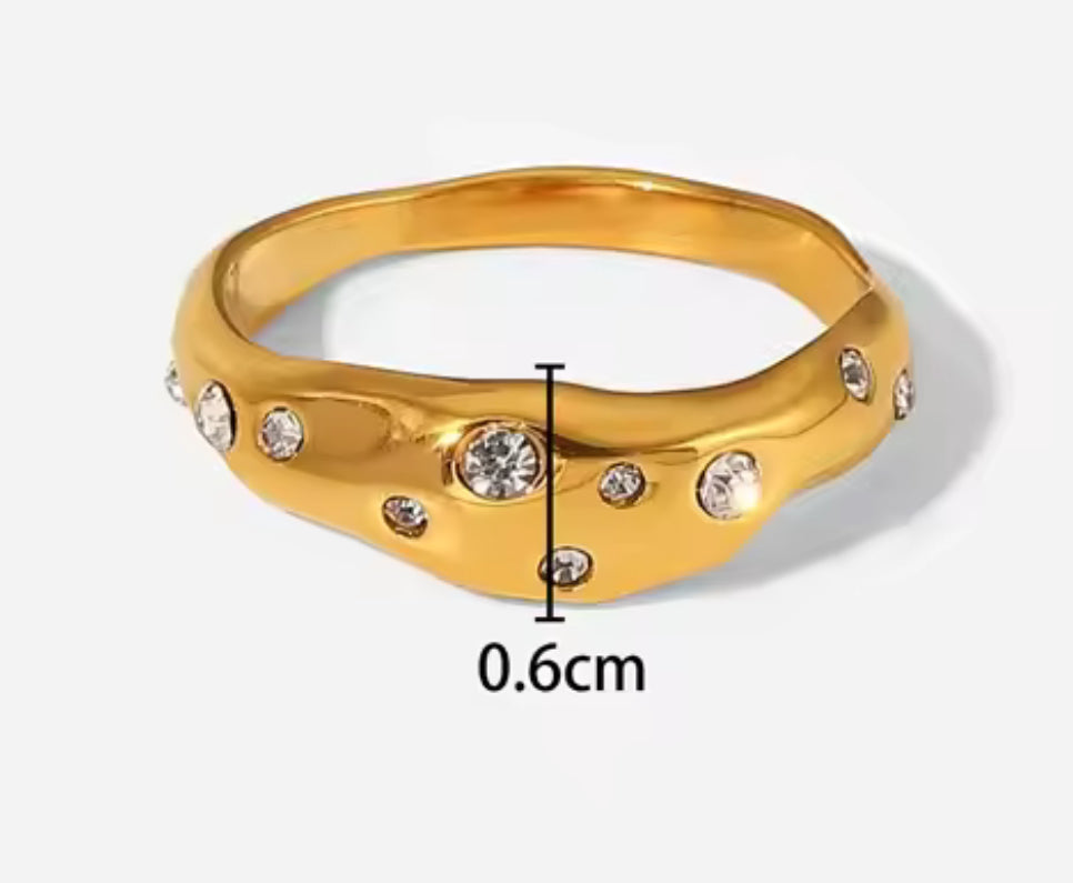 Anillo Naira